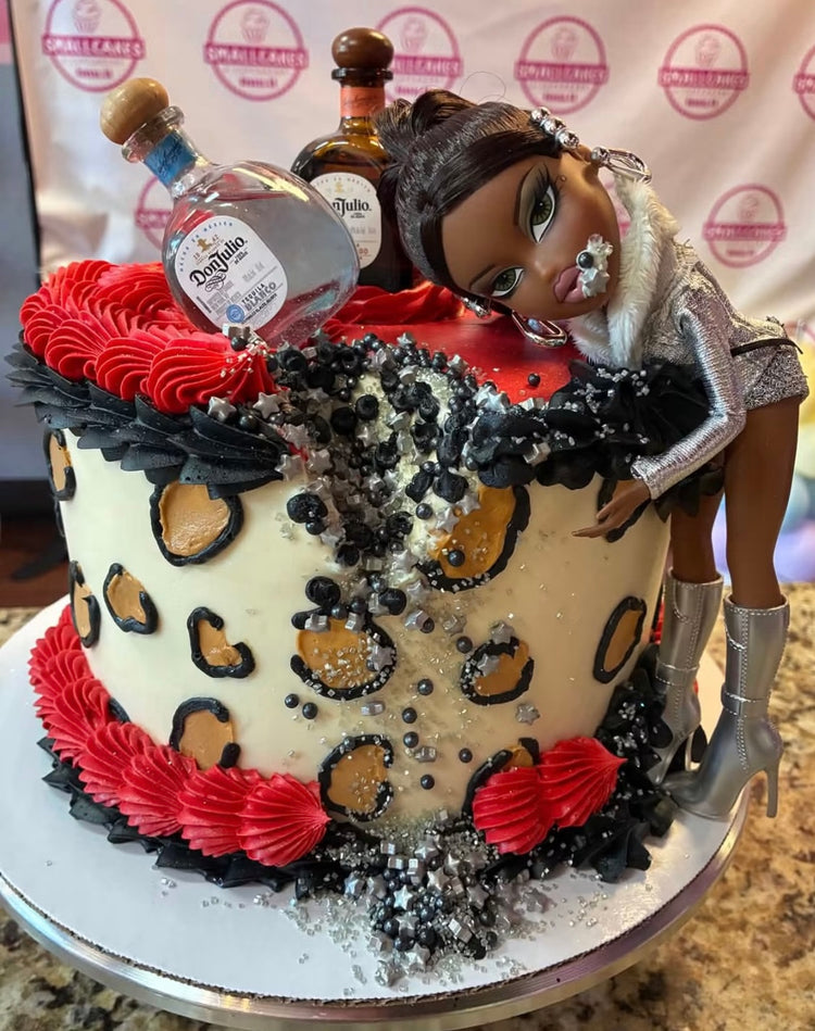Custom cake by Smallcakes Newnan